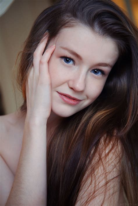 Emily Bloom Model Birthday July 9, 1993 Birth Sign Cancer Birthplace Ukraine Age 30 years old #42688 Most Popular Boost About Ukrainian model who was featured in the June 2016 issue of Playboy magazine. She has also been featured on Playboy Plus and has appeared in films for MetArt. Before Fame